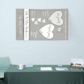 Hochzeitsgraue und weiße Kulisse mit Liebe Banner (Messeveranstaltung)