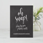 Hochzeitshashtag Erschwingliches Chaklboard-Zeiche Einladung (Stehend Vorderseite)