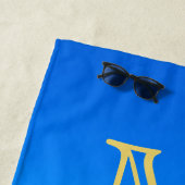 Hochzeitsherzen in Sandstränden Mongram Beach Hand Strandtuch (Beispiel)