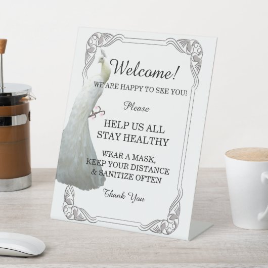 Hochzeitsicherheit bei weißen Pfauenhunden Sockelschild (In SItu)