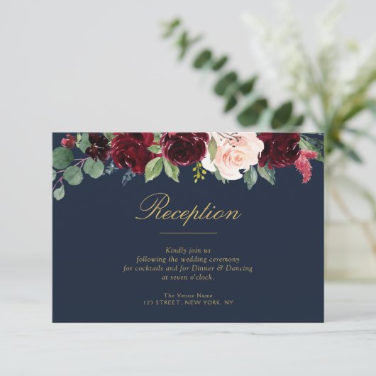Hochzeitskarte für Blume der Marine und Bordeaux RSVP Karte (Stehend Vorderseite)