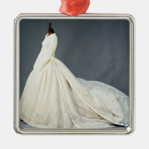 Hochzeitskleid von Katharine Worsley Ornament Aus Metall