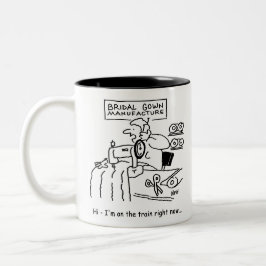 Hochzeitskleidung ist "On the Train" Zweifarbige Tasse