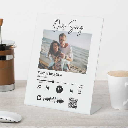 Hochzeitskode für unseren Song-Scannable QR-Code Sockelschild (In SItu)