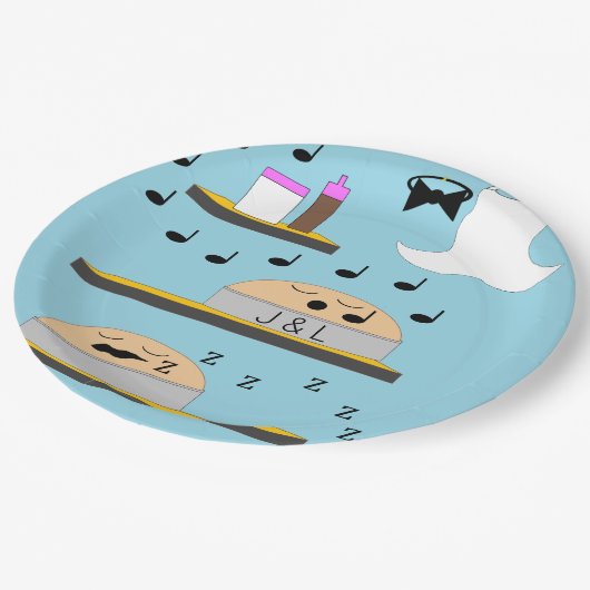 Hochzeitskuchen vor dem Zuckerguss Pappteller (Schrägansicht)