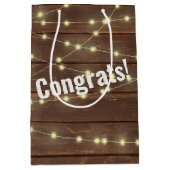 Hochzeitslicht auf Holz Mittlere Geschenktüte (Vorderseite)