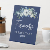 Hochzeitsliebhaber von Navy Blue White Floral Sockelschild (In SItu)