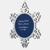 Hochzeitsmatte aus Himmelsblau in den Gastgeschenk Schneeflocken Zinn-Ornament (Rechts)