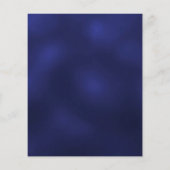 Hochzeitsmenü mit blauen violetten Blumenblättern (Rückseite)