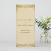 Hochzeitsmenü Vorlage Vintage Leaf Scroll in Beige (Stehend Vorderseite)