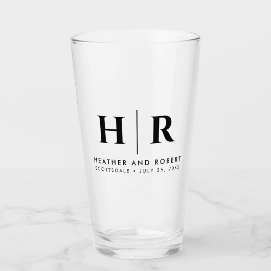 Hochzeitsmonogramm Moderne Braut und Bräutigam Glas (Vorderseite)