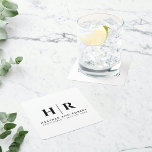 Hochzeitsmonogramm Moderne Braut und Bräutigam Rechteckiger Pappuntersetzer<br><div class="desc">Erleben Sie die Eleganz Ihrer Hochzeitsfeier mit unseren modernen Brautpavillons für Hochzeitsfeier und den Untersetzer für das Groom Square Paper. Diese schicken und minimalistischen Untersetzer zeichnen sich durch ein schlichtes, aber dennoch raffiniertes Monogramm-Design in Schwarz und Weiß aus, das die Bräute- und Bräutigam-Initialen zeigt. Ideal für ein Probe-Dinner, Brautparty oder...</div>