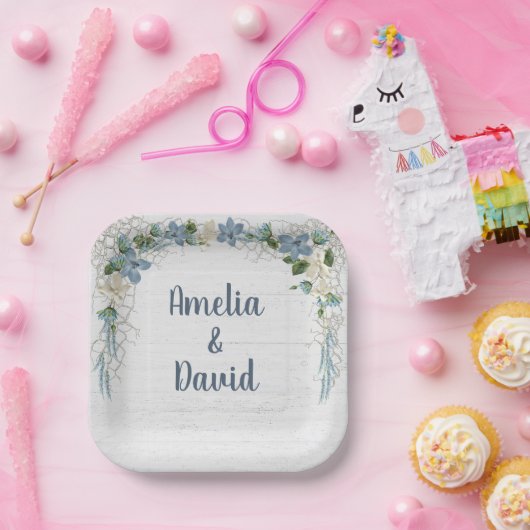 Hochzeitsnetz auf weißem Holz Pappteller (Party)