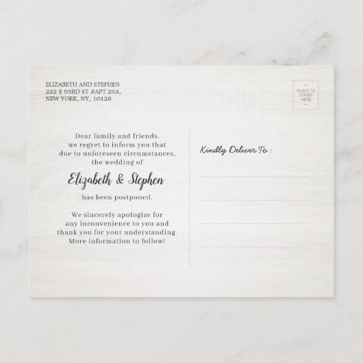 Hochzeitspause Bleibe Zuhause Bleibe Safe Champagn Ankündigungspostkarte (Rückseite)