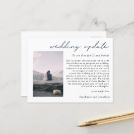 Hochzeitspause Foto Update Moderne Schrift Ankündigungspostkarte