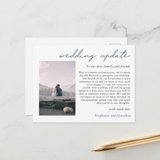 Hochzeitspause Foto Update Moderne Schrift Ankündigungspostkarte (Vorderseite/Rückseite Beispiel)