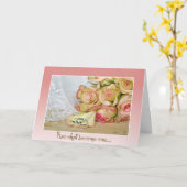 Hochzeitsränge auf der Petalkarte der Rose Karte (Gelbe Blume)