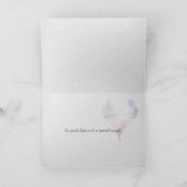 Hochzeitsrings auf Rose Petal Herzlichen Glückwuns Karte (Innenseite)