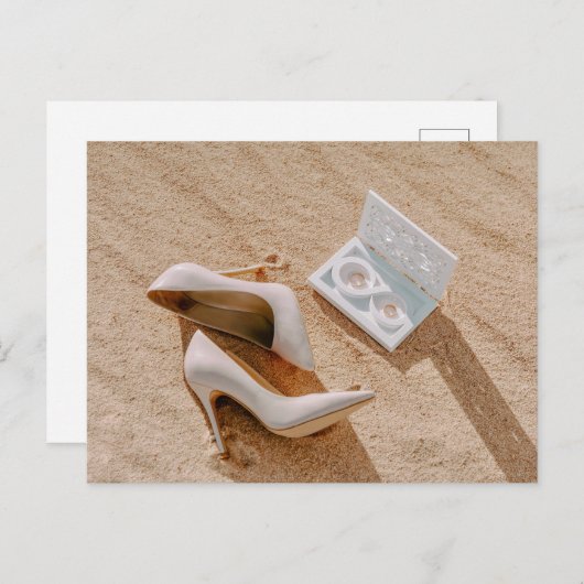 Hochzeitsschuhe und zwei Hochzeitsringe Postkarte (Vorne/Hinten)