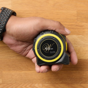 Hochzeitsskriptname für Trauzeuge-Monogramm-Skript Maßband