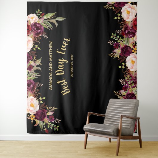 Hochzeitsstand Foto Booth Burgundy Floral Gold Bla Wandteppich (Beispiel)