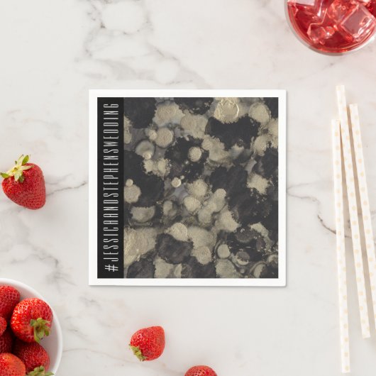 Hochzeitsstandard Napkin-Schatten von Gold und Sch Serviette (Beispiel)