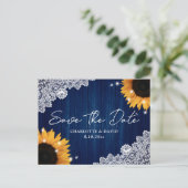 Hochzeitstag mit Blauholz-Sonnenblumen aus Navy Ankündigungspostkarte (Stehend Vorderseite)