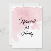 Hochzeitstisch zeigt Moderne Wasserfarben Wash Pin Einladung (Rückseite)