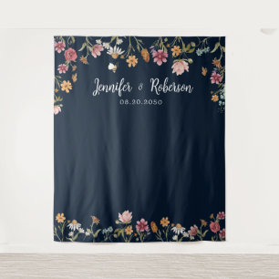 Hochzeitstorte für Navy Blue Wildblume Wandteppich