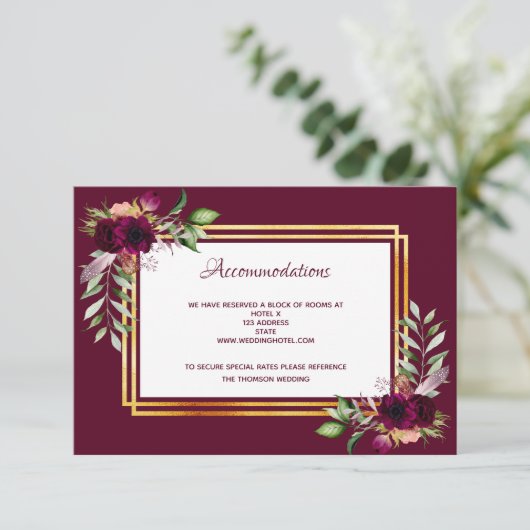 Hochzeitsunterkünfte blumenburgundy boho begleitkarte (Stehend Vorderseite)