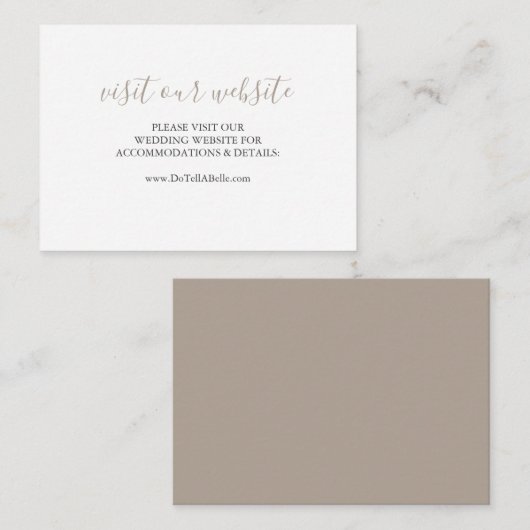 Hochzeitswebseite Einsteckkarte Sandy Beige Script Begleitkarte (Vorne/Hinten)