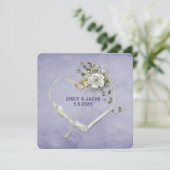 Hochzeitszange und Ringe mit Rosenbukett Einladung (Stehend Vorderseite)