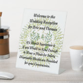 Hochzeitszeichen - Bitte um eine Maske Sockelschild (In SItu)