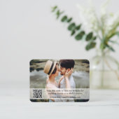Hochzeitwebsite QR Overlay Foto Sage Green Begleitkarte (Stehend Vorderseite)