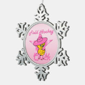 Hockey-Chick #8 Schneeflocken Zinn-Ornament (Rechts)