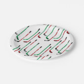 Hockey Christmas Red & Green Hockey Sticks Pappteller (Schrägansicht)