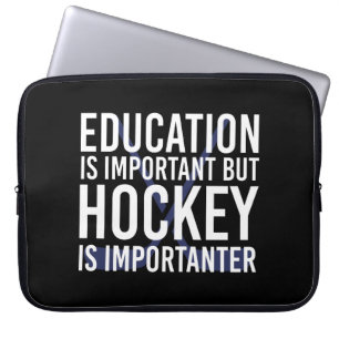 Hockey is importanter Funny Hockey gifts Laptopschutzhülle