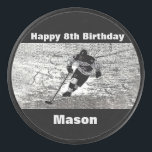 Hockey-Kobold-Geburtstag personalisiert Eishockey Puck<br><div class="desc">Sie können diesen Kobold mit jedem möglichem Bild oder Text besonders anfertigen.</div>