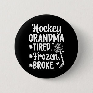 Hockey-Oma Müde gefrorener Eishockeyspieler Oma Button