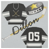 Hockey Player Jersey Puck und Stick Name Number Stoff (Nahaufnahme)