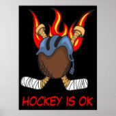Hockey Puck in Flammen mit einem Zitat, lustiger S Poster (Vorne)