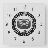 Hockey-Puck Monogram-Uhr Quadratische Wanduhr (Vorderseite)