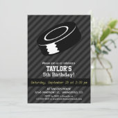 Hockey Puck; Schwarz & Dunkelgrau Streifen Einladung (Stehend Vorderseite)