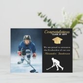 Hockey-Spieler Foto Abschluss-Klasse 2022 Ankündigung (Stehend Vorderseite)