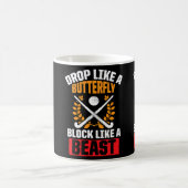 Hockeyschläger fallen wie ein Schmetterlingsblock Kaffeetasse (Mittel)
