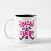 Hockeyschläger mit Sticks Zweifarbige Tasse (Links)