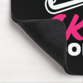 Hockeyspielerin Laß dich von Röcken nicht täuschen Mousepad (Ecke)