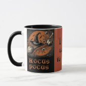 Hocus Pocus braucht Kaffee, um den Hexenhut zu sch Tasse (Links)