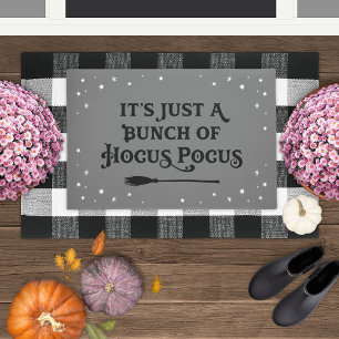 Hocus Pocus Grau und Schwarz Halloween-Zitat Fußmatte