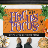 Hocus Pocus Halloween Typografie Orange Lila Fußmatte